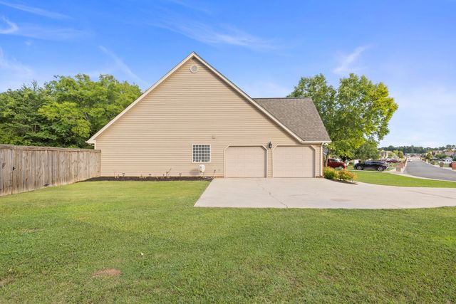 304 Sweet Birch Drive, Rossville, GA 30741