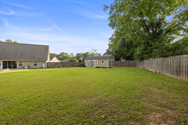 304 Sweet Birch Drive, Rossville, GA 30741