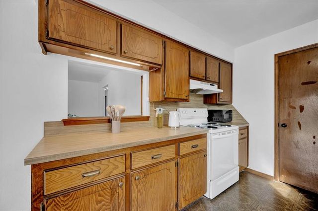 5009 Oak Manor Drive, Oklahoma City, OK 73135