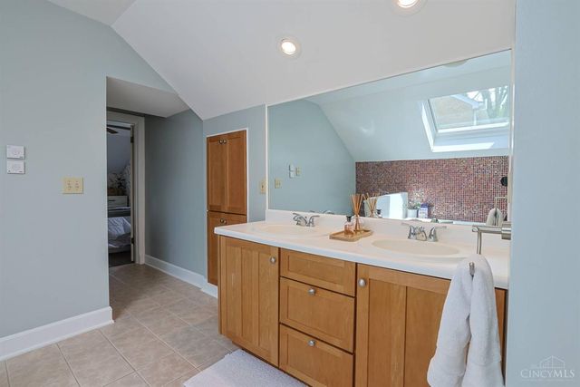 67 Forest Avenue, Wyoming, OH 45215