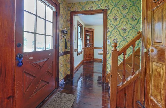 67 Forest Avenue, Wyoming, OH 45215