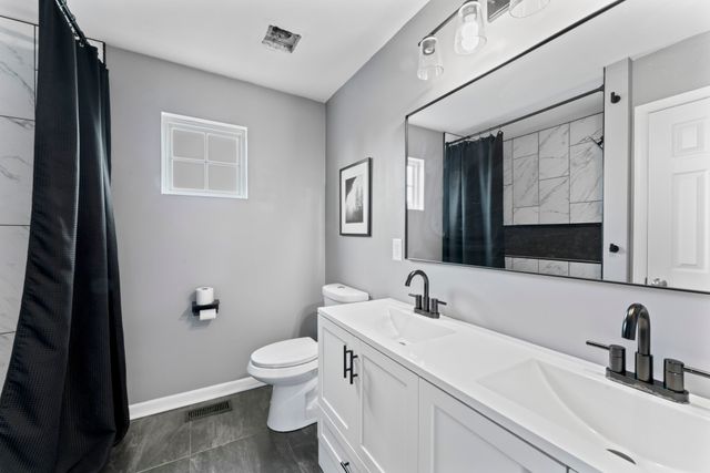 505 Lyndeboro Ct, Nashville, TN 37221