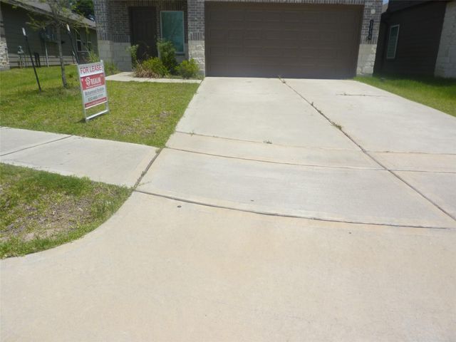 1754 Windstone Ridge Drive, Houston, TX 77014