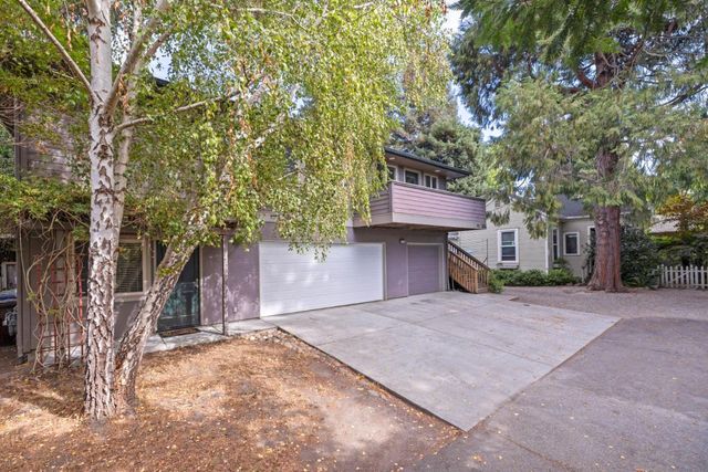 33 Edgewood Way, Santa Cruz, CA 95060