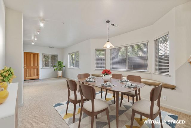 33 Edgewood Way, Santa Cruz, CA 95060