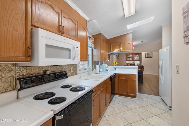 1089 Captains Court, Calabash, NC 28467