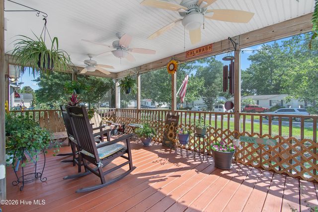 1089 Captains Court, Calabash, NC 28467