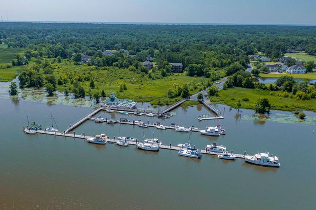 474 Muirfield Dr., Pawleys Island, SC 29585