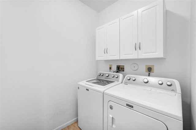 6558 Abbey Road, Parkland, FL 33067