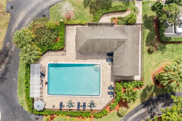 6558 Abbey Road, Parkland, FL 33067