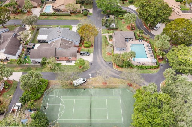 6558 Abbey Road, Parkland, FL 33067