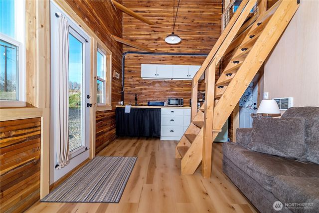 5920 4th Parallel Road, Ellensburg, WA 98926