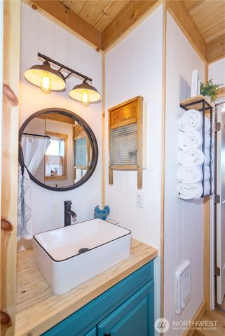 5920 4th Parallel Road, Ellensburg, WA 98926