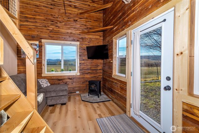 5920 4th Parallel Road, Ellensburg, WA 98926