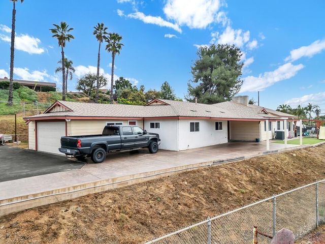 1255 Bermuda Pl, El Cajon, CA 92021