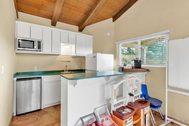 1255 Bermuda Pl, El Cajon, CA 92021