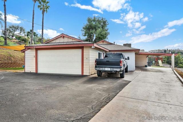 1255 Bermuda Pl, El Cajon, CA 92021