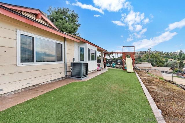 1255 Bermuda Pl, El Cajon, CA 92021