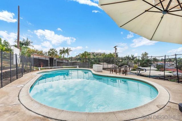 1255 Bermuda Pl, El Cajon, CA 92021