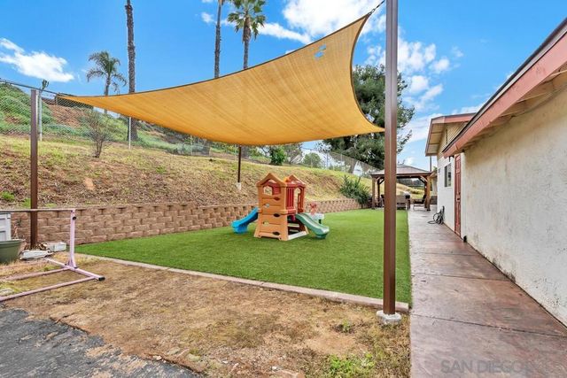 1255 Bermuda Pl, El Cajon, CA 92021