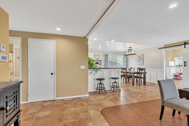 1255 Bermuda Pl, El Cajon, CA 92021