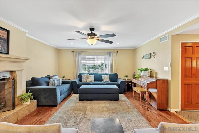 1255 Bermuda Pl, El Cajon, CA 92021