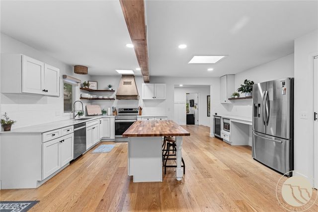 4423 Rimrock Road, Billings, MT 59106