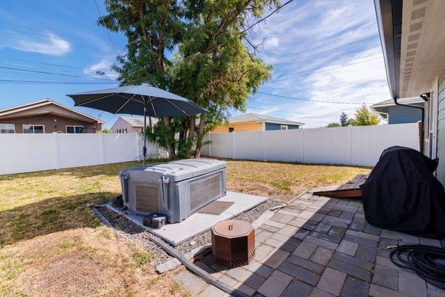 1323 E LONGFELLOW Ave, Spokane, WA 99207
