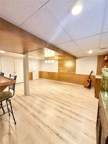 2203 S Owings Street, Oak Grove, MO 64075