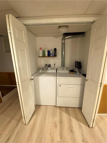 2203 S Owings Street, Oak Grove, MO 64075