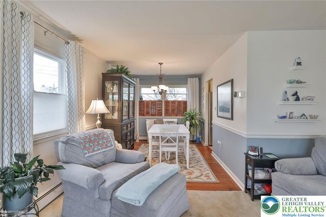 1961 Ravenwood Drive, Bethlehem City, PA 18018