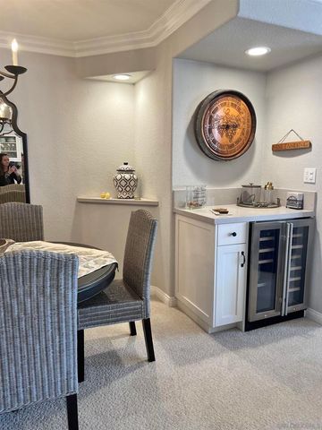 7757 Eads B4, La Jolla, CA 92037