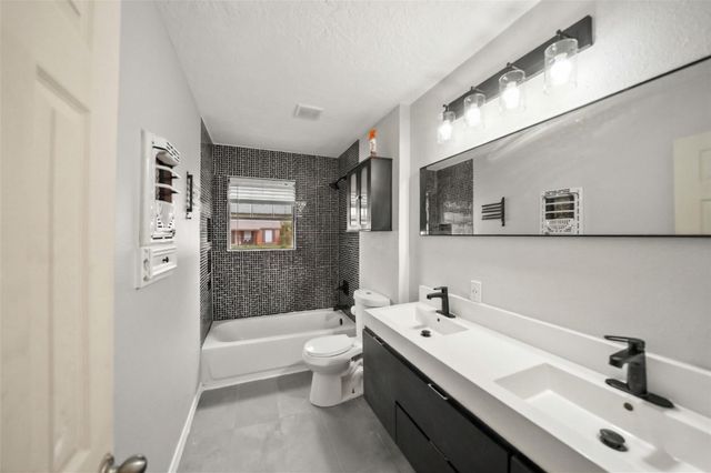 4114 Dacca Drive, Houston, TX 77047