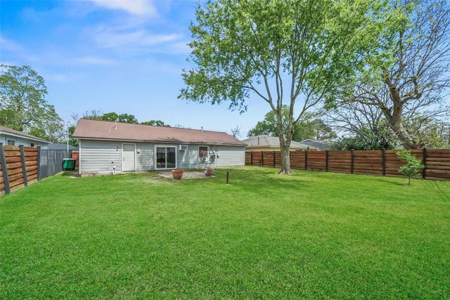 4114 Dacca Drive, Houston, TX 77047