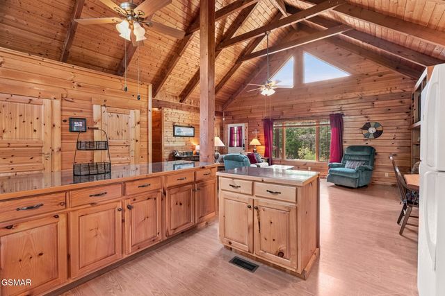 2469 Misty Shadows Drive, Sevierville, TN 37862