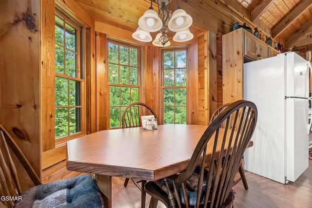 2469 Misty Shadows Drive, Sevierville, TN 37862