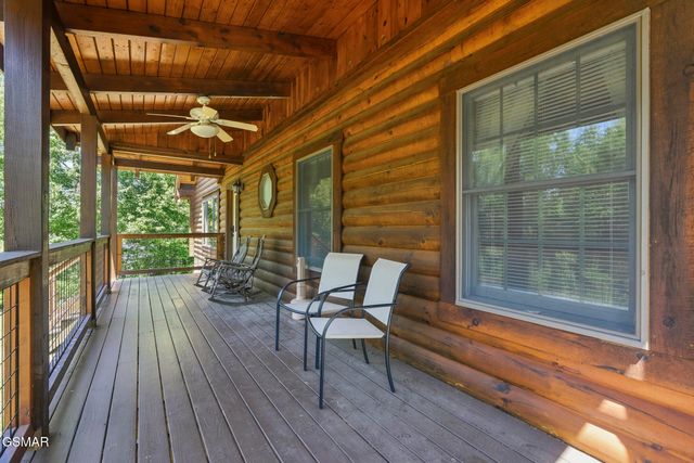 2469 Misty Shadows Drive, Sevierville, TN 37862