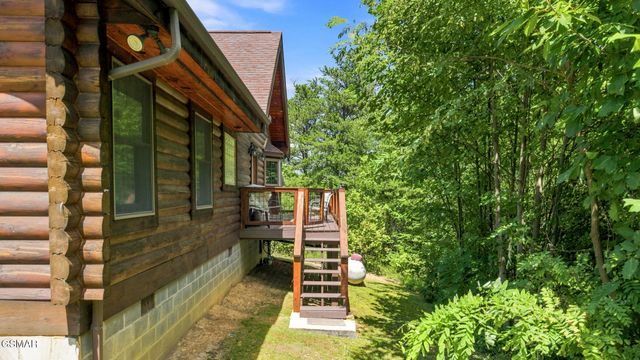 2469 Misty Shadows Drive, Sevierville, TN 37862