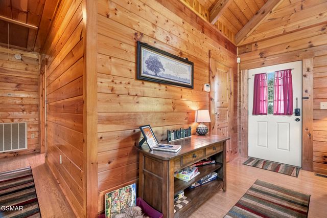 2469 Misty Shadows Drive, Sevierville, TN 37862