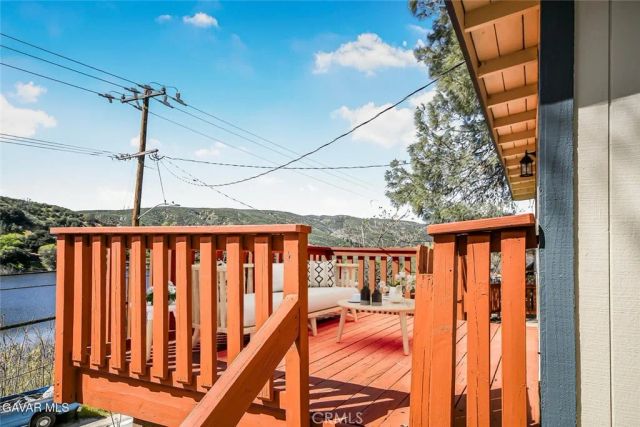17743 Elizabeth Lake Road, Lake Hughes, CA 93532