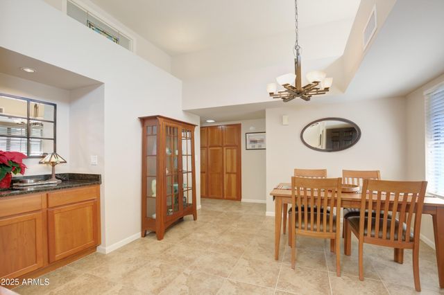 1850 E VINEDO Lane, Tempe, AZ 85284