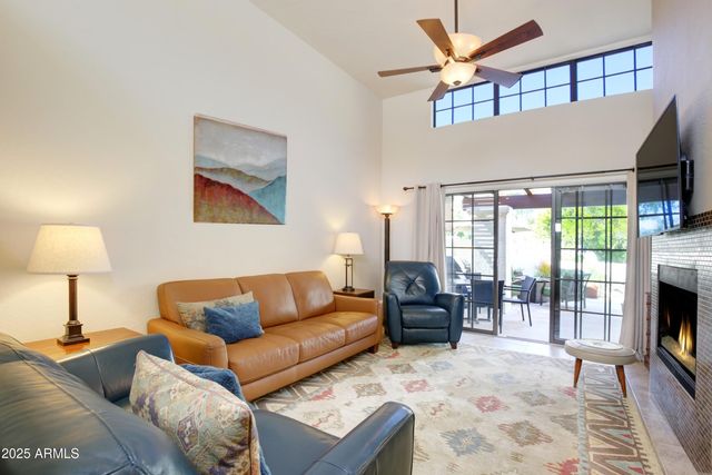 1850 E VINEDO Lane, Tempe, AZ 85284