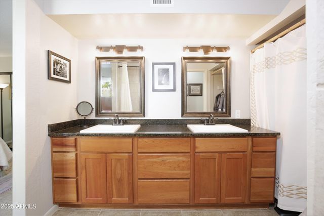 1850 E VINEDO Lane, Tempe, AZ 85284