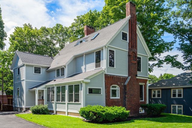 41- Brown Ave, Boston, MA 02131