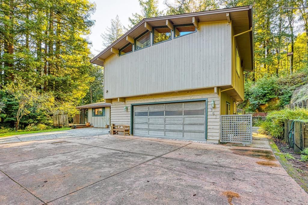 Image 7 of property listing at 951 Jenny Way, Felton, CA 95018