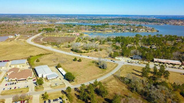 16866 & 16870 Walden Road, Montgomery, TX 77356