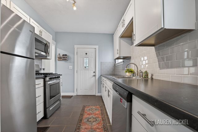 443 Dickinson Street Se, City Of Grand Rapids, MI 49507