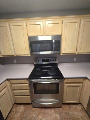 604 Valleyridge Court, Decatur, TX 76234