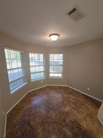 604 Valleyridge Court, Decatur, TX 76234