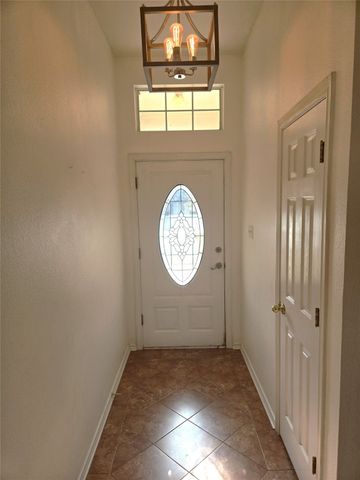 604 Valleyridge Court, Decatur, TX 76234